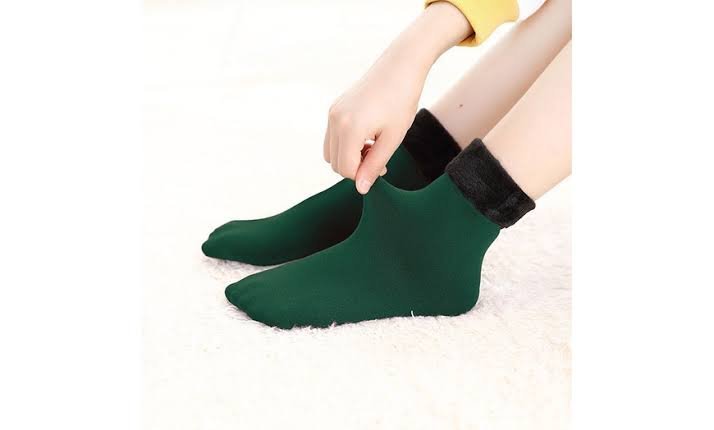 images-29-1.jpeg 1 Pair Winter Thick Warm Fleece Lined Thermal Stretchy Elastic Velvet Socks for Girls/Ladies/Women - Image 1
